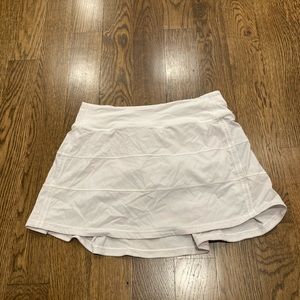Lululemon white pace rival skirt size 4